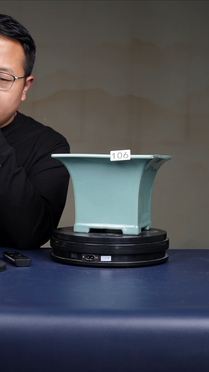 其他瓷瑕疵106号四方盆 口径21高16 NO退NO换