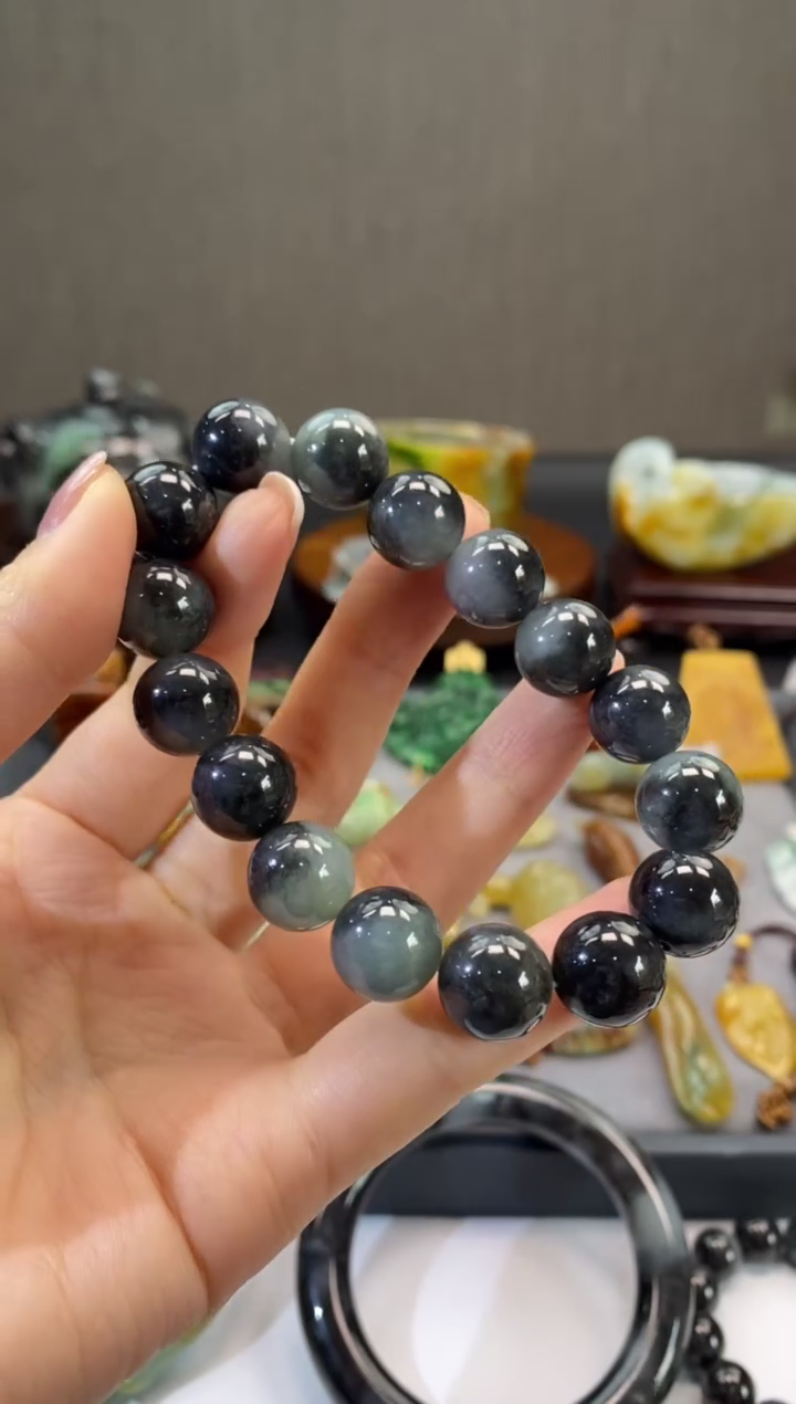 【闪购商品】翡翠手串未镶嵌翡翠冰乌鸡手串