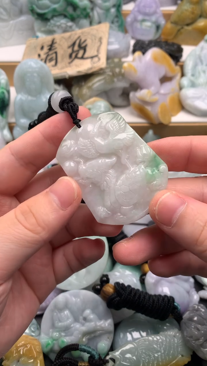 吊坠(不含链)未镶嵌翡翠1