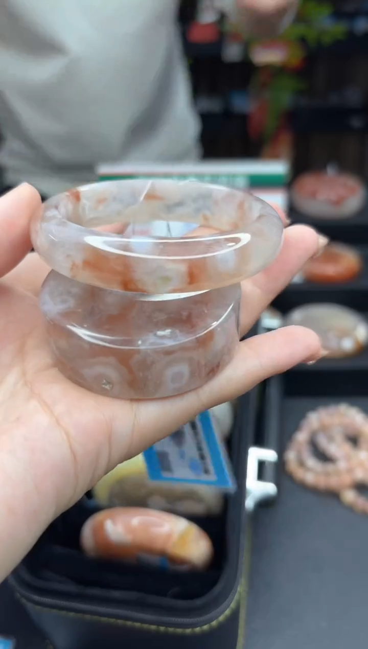 【闪购商品】石英质玉手镯未镶嵌189（54圈赠送镯心）