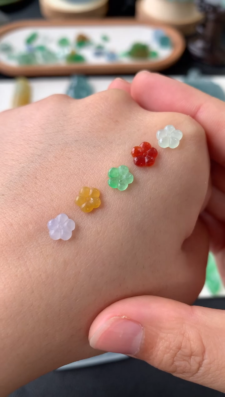 定制翡翠未镶嵌翡翠