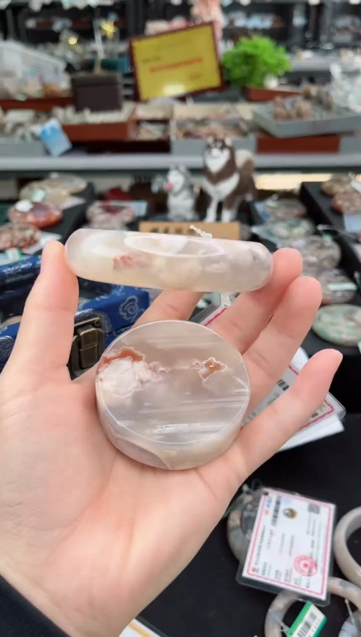 【闪购商品】石英质玉手镯未镶嵌64圈口（赠品镯心）3600395