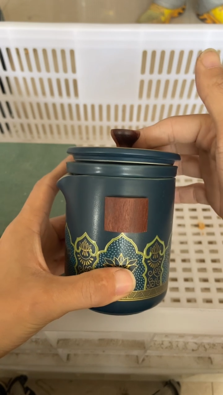 杯子陶无运费险有瑕疵的摄影的产品有使用过的痕迹有点脏介意勿拍
