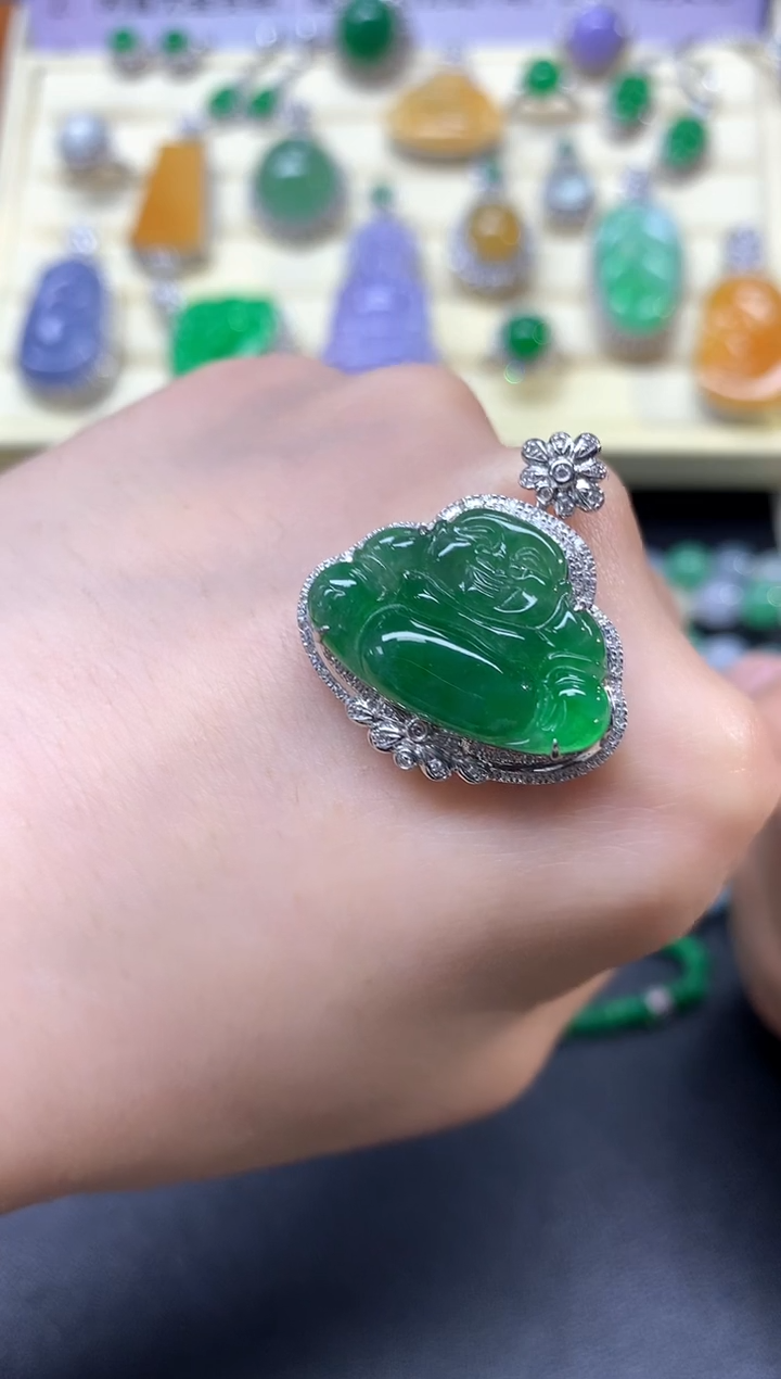 【闪购商品】翡翠吊坠(不含链)18K金镶嵌吊坠|6500+650