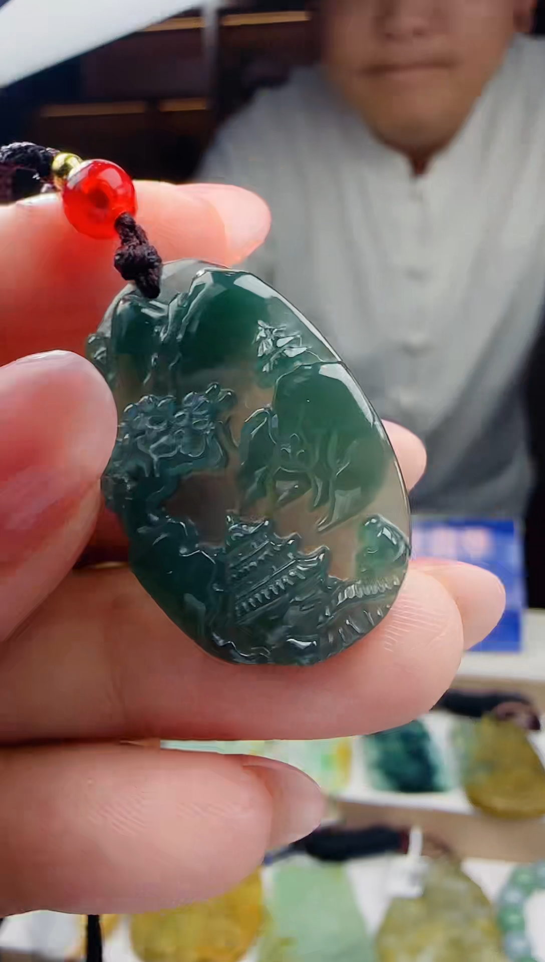 颈饰未镶嵌翡翠多样性发其一  山水