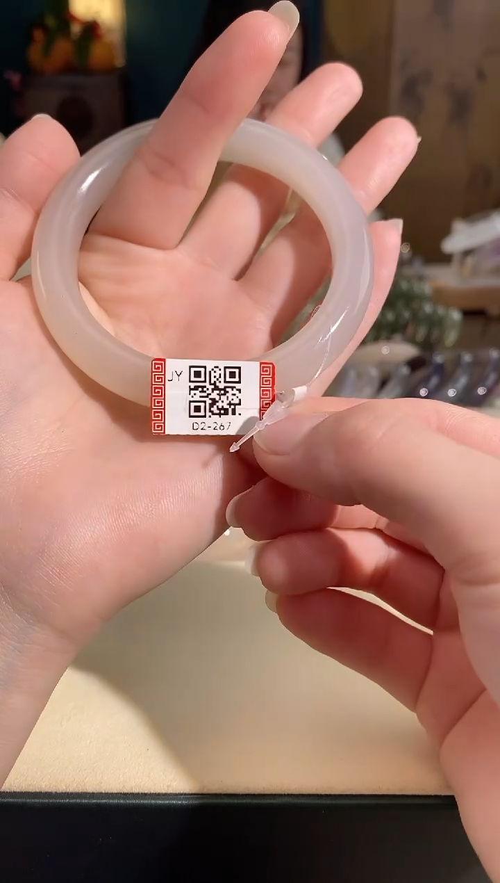 【闪购商品】和田玉手镯未镶嵌手镯57.58圈口