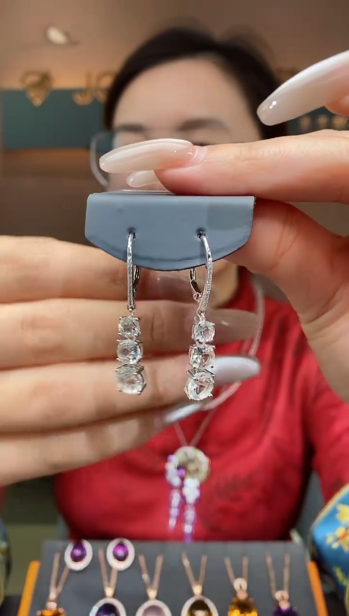 【闪购商品】水晶耳钉银S925镶嵌水晶耳钉