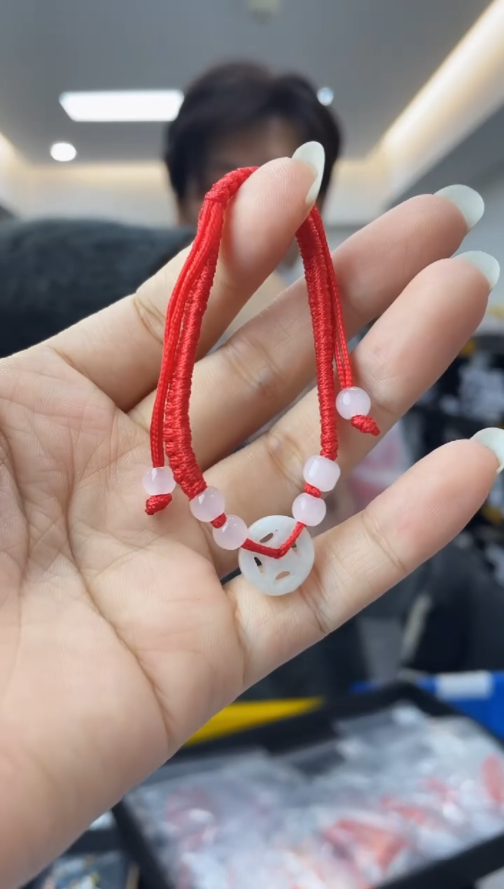 【闪购商品】翡翠手链未镶嵌多样性一件发货