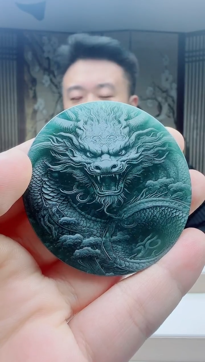 颈饰未镶嵌翡翠多样性发其一
