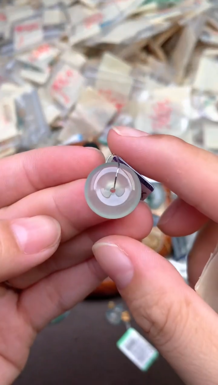 未镶嵌挂件翡翠   —