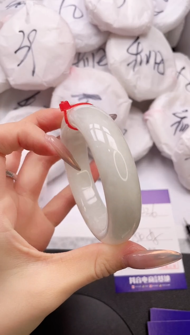 【闪购商品】和田玉手镯未镶嵌26K226-54