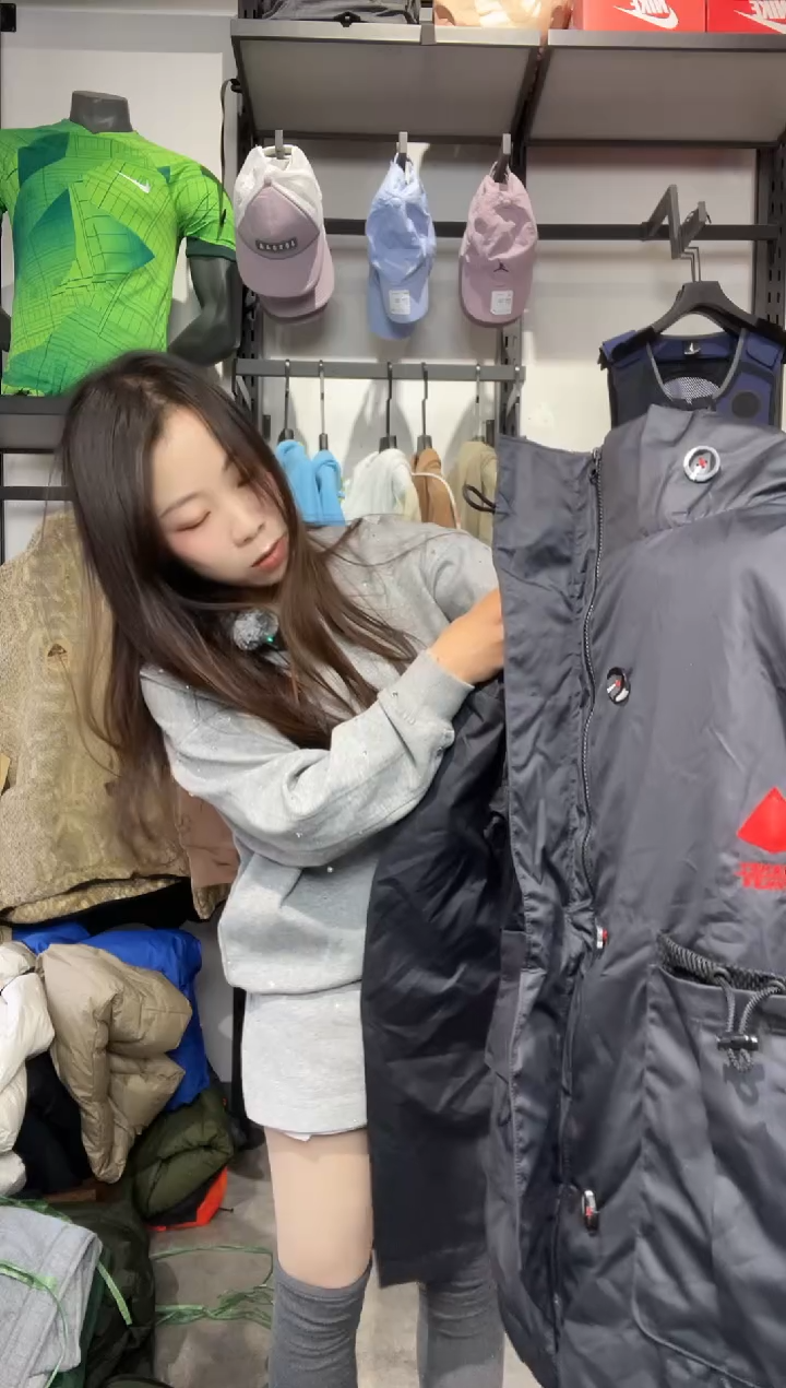 1122闪购编码Nike/Jordan运动卫衣裤以直播间过款为准尺码. L