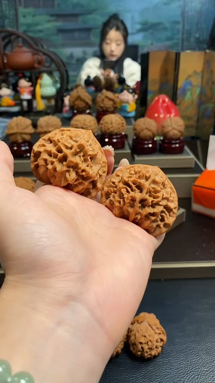 【闪购商品】文玩核桃把件H626帝王52