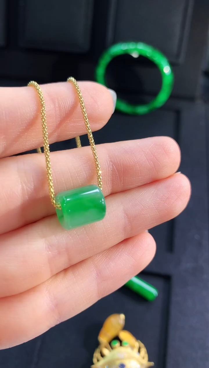 【闪购商品】翡翠吊坠(不含链)未镶嵌吊坠