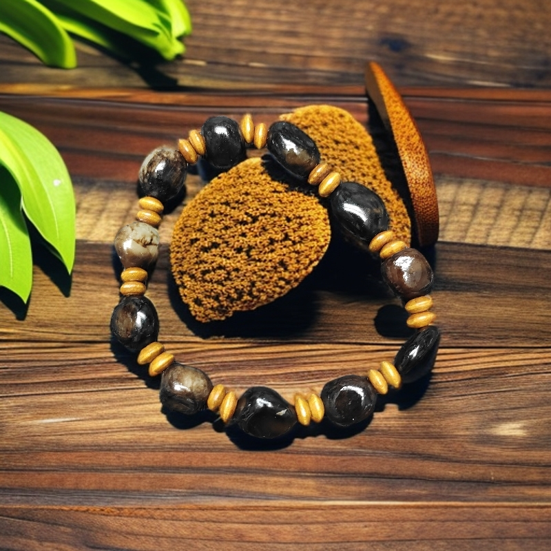 和田玉随型小手串一条