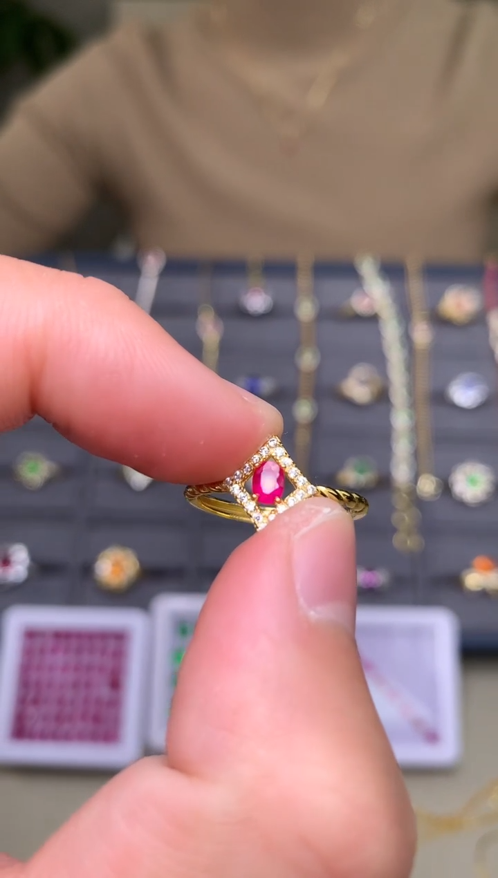 银S925镶嵌戒指红宝石戒指