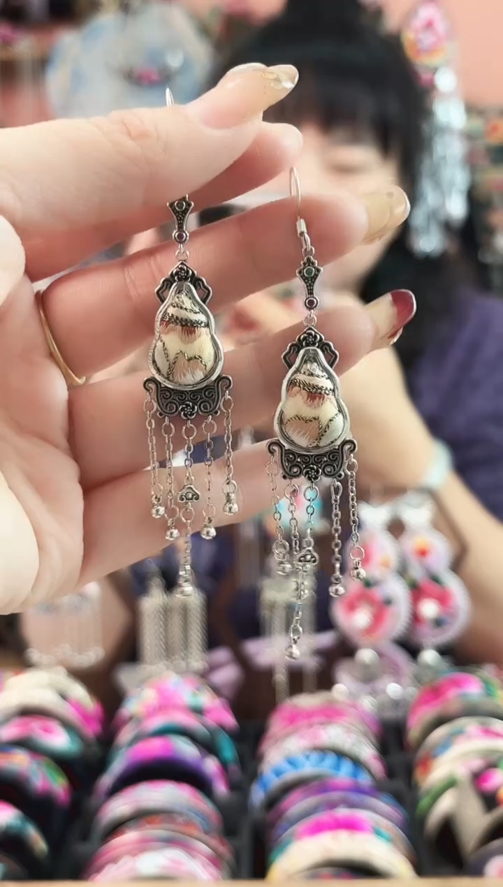 艺枝独绣手工饰品464