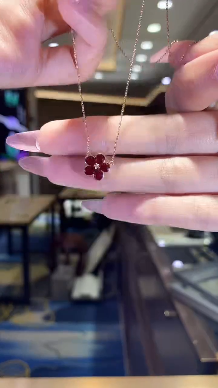 【闪购商品】红宝石套链18K金镶嵌花花红宝石套链DZ