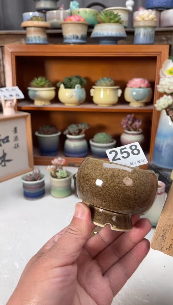 瓷片福利258小芳直播编号