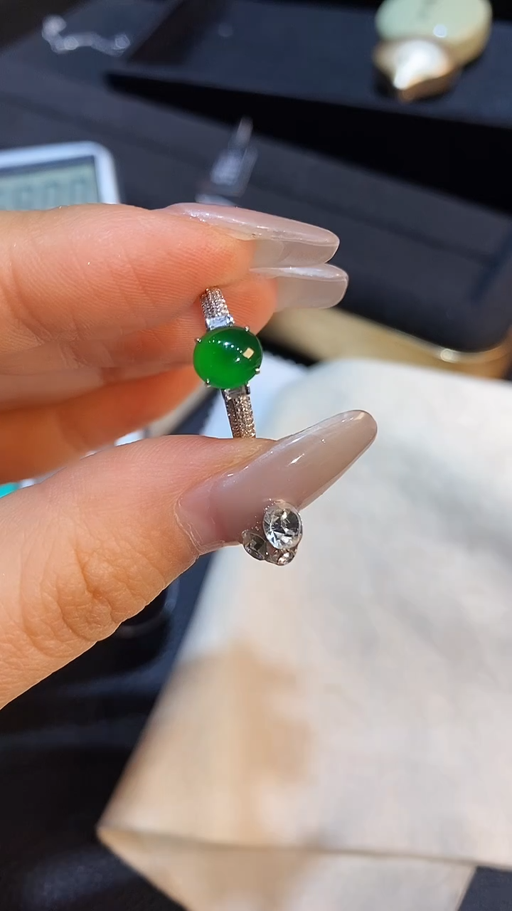 【闪购商品】翡翠戒指18K金镶嵌戒指