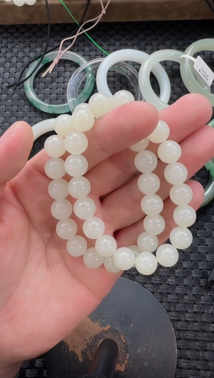 颈饰未镶嵌和田玉10mm手串（多样性发货拍一发一）
