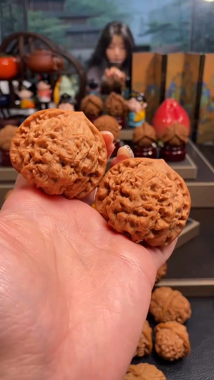 【闪购商品】文玩核桃把件H 922官帽48尺