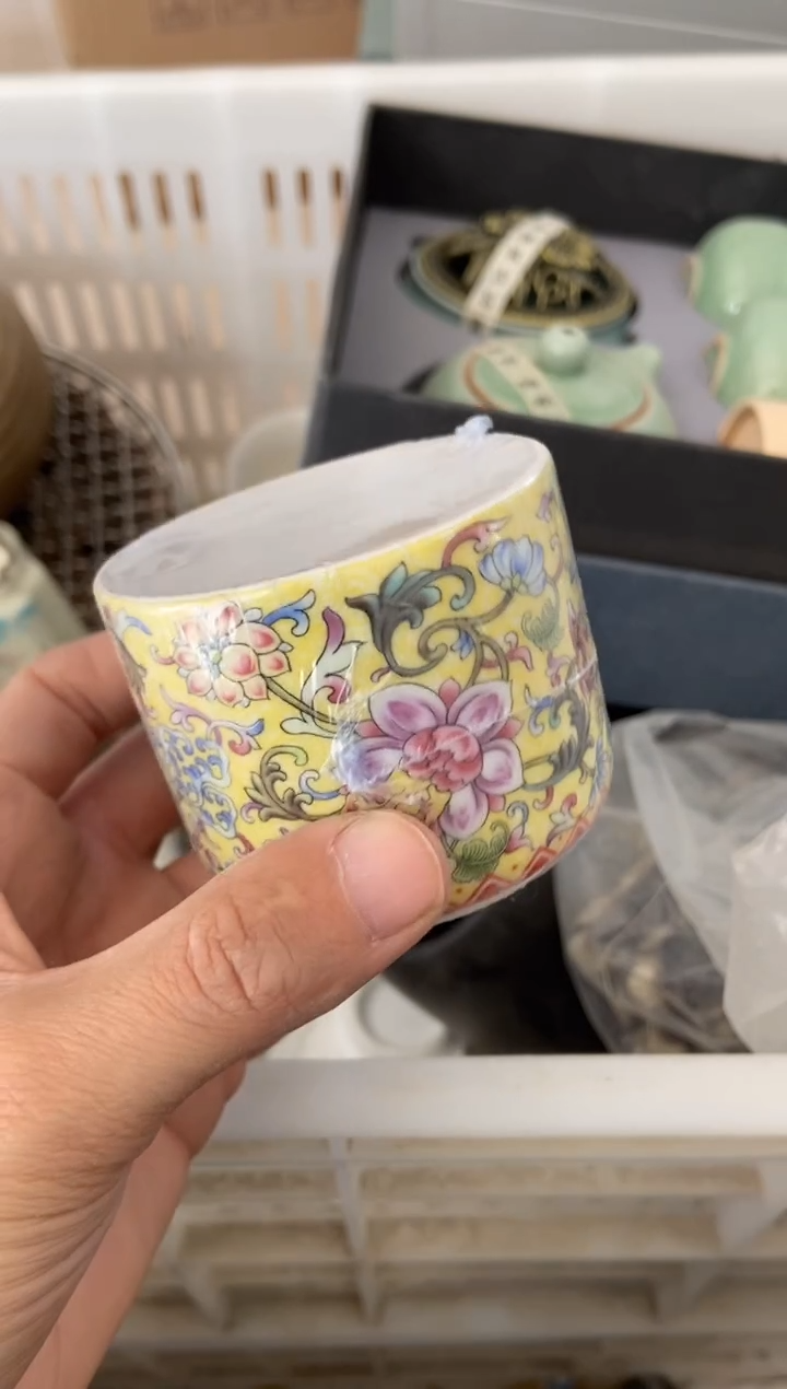 杯无运费险有瑕疵的摄影的产品有使用过的痕迹有点脏介意勿拍