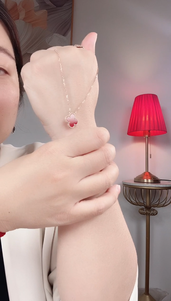 【闪购商品】玛瑙/玉髓颈饰18K金镶嵌18k玫瑰金红玛瑙套链