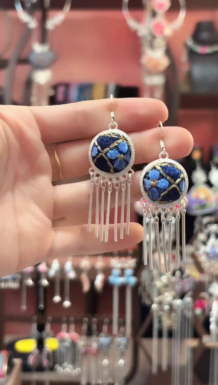 织绣 云织谣民族风精美饰品   124