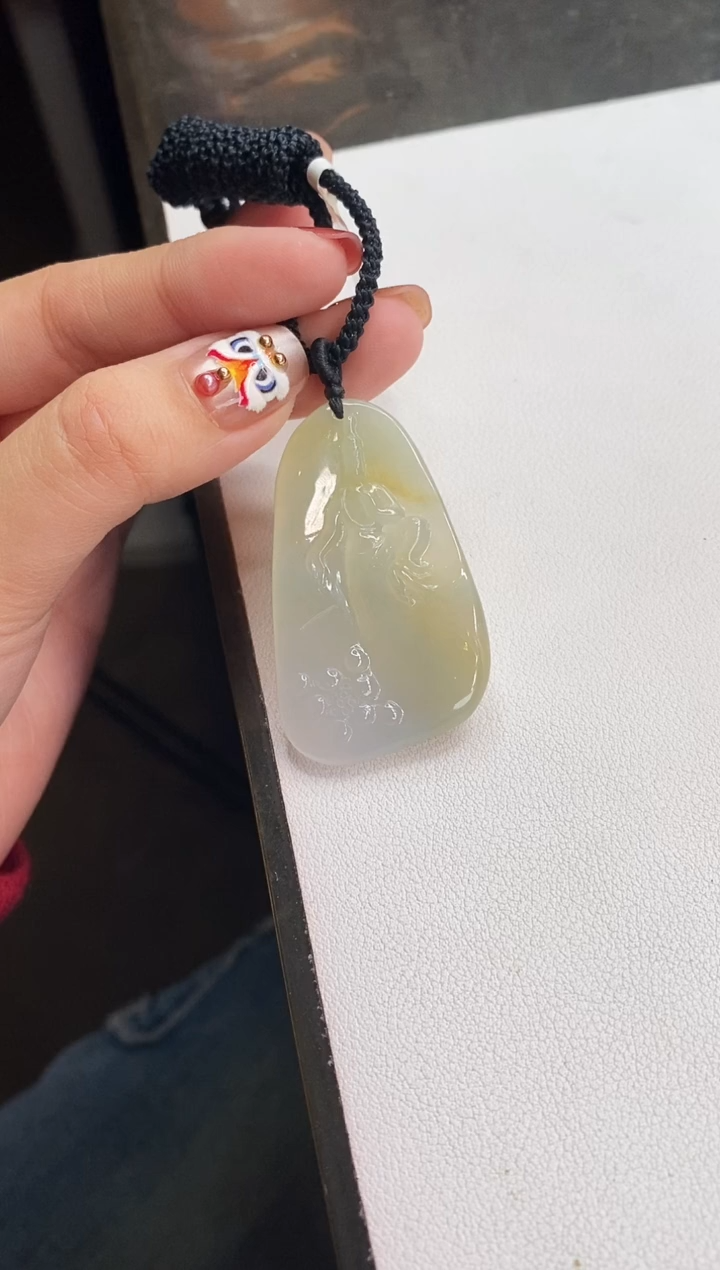 【闪购商品】翡翠颈饰未镶嵌飞天