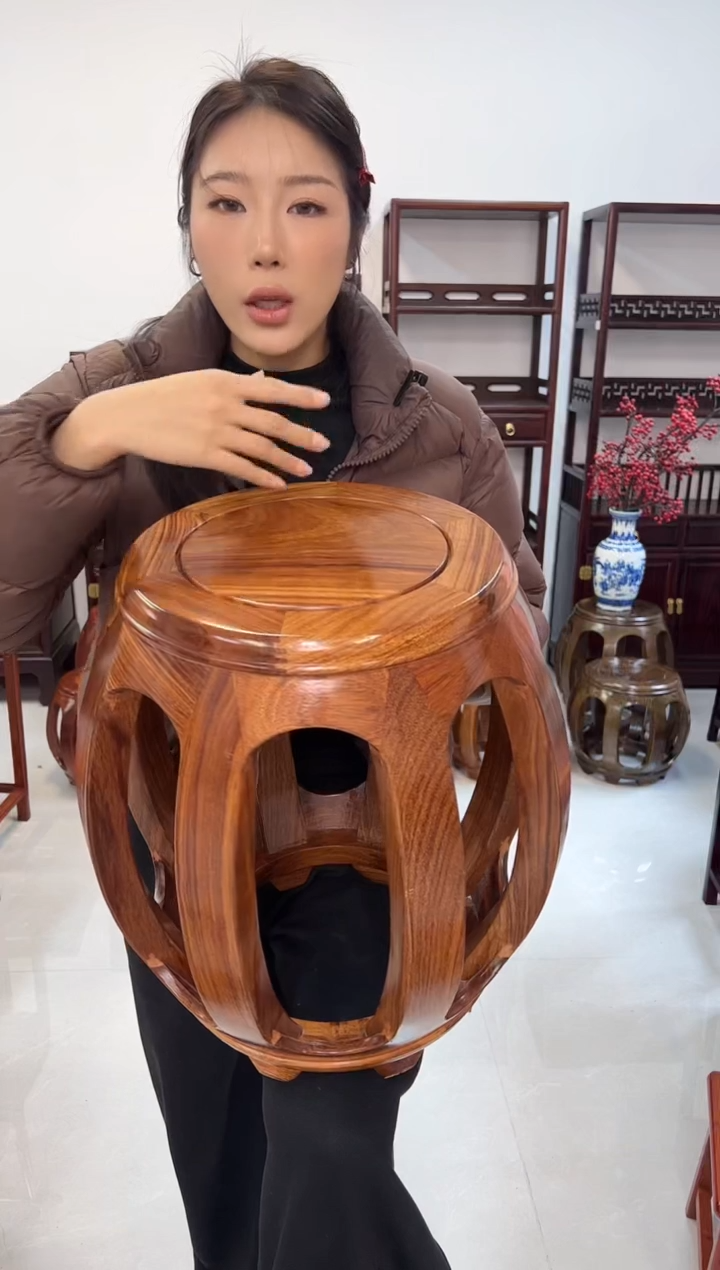 花梨木类家具一对亚花梨大号原木色鼓凳