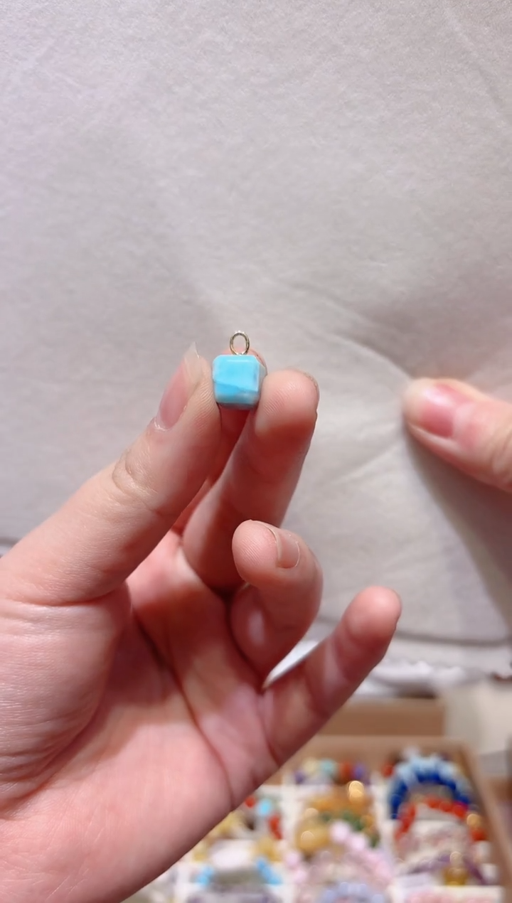 【闪购商品】针钠钙石（海纹石）颈饰18K金镶嵌设计款珠串