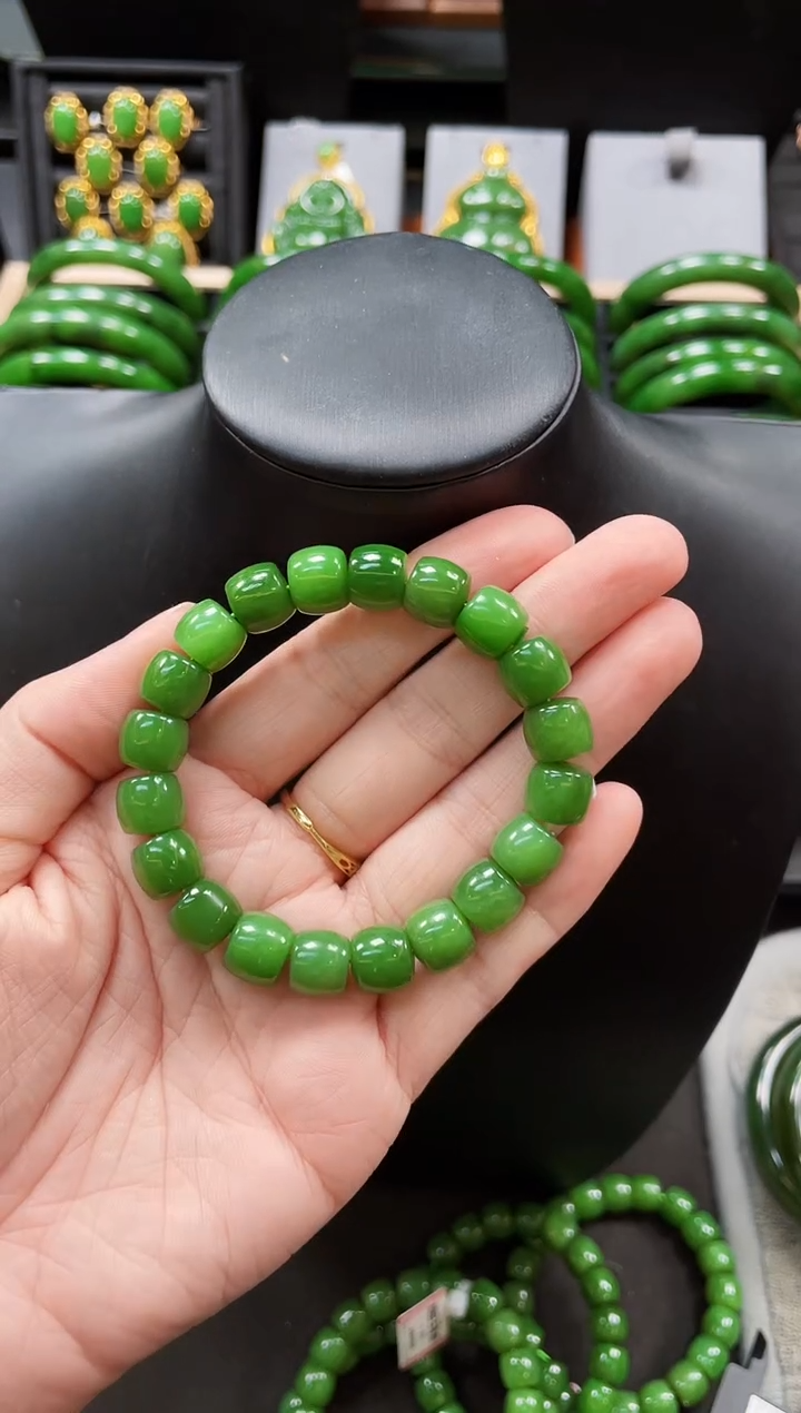 【闪购商品】和田玉手串未镶嵌多样性发一
