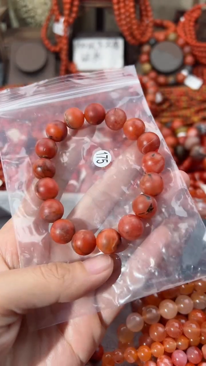 【闪购商品】南红玛瑙手串未镶嵌12+
