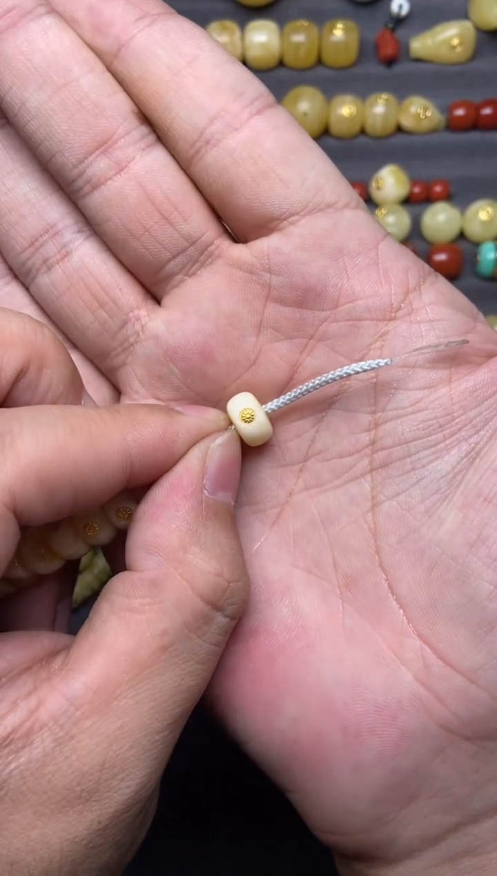 【闪购商品】蜜蜡珠宝奇石足金镶嵌10mm