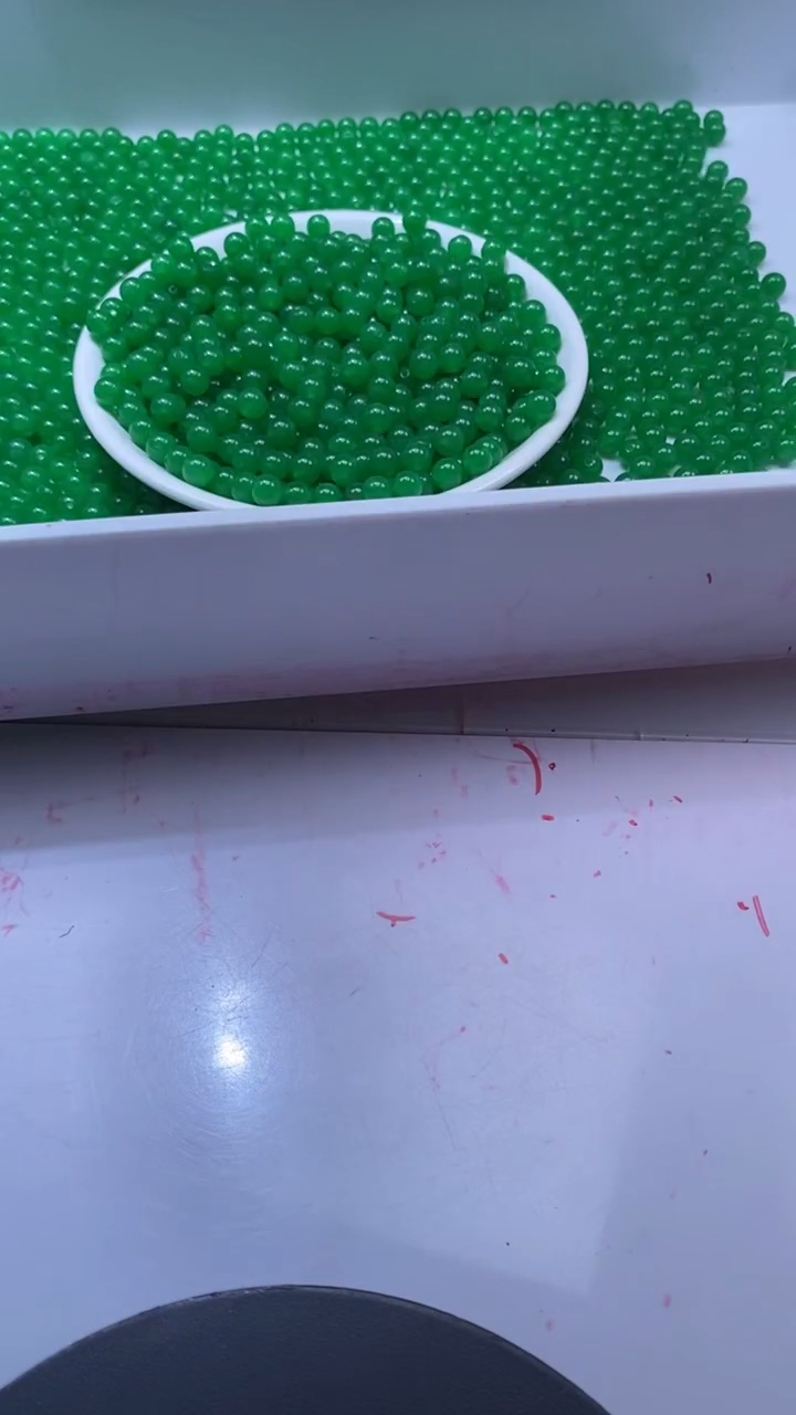 颈饰未镶嵌石英岩玉W2083-苹果绿6mm*30颗