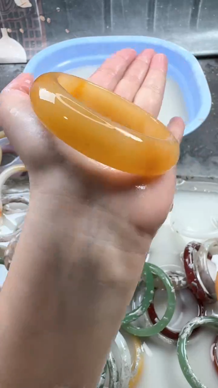 【闪购商品】石英质玉手镯未镶嵌105