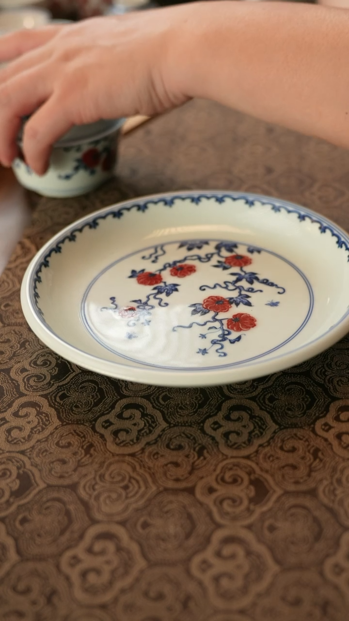 【闪购商品】林泉风月仿明青花釉里红西瓜纹壶承