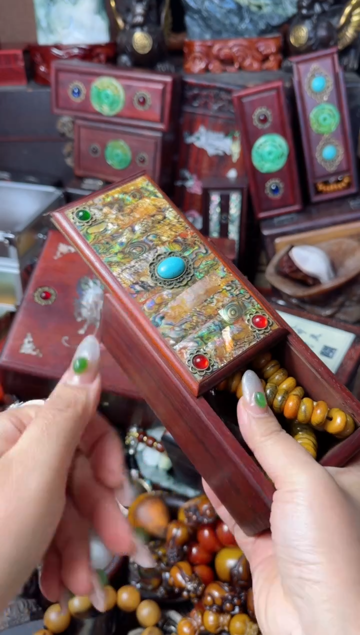 【闪购商品】木盒主播推荐：一物一拍，讲解为准！