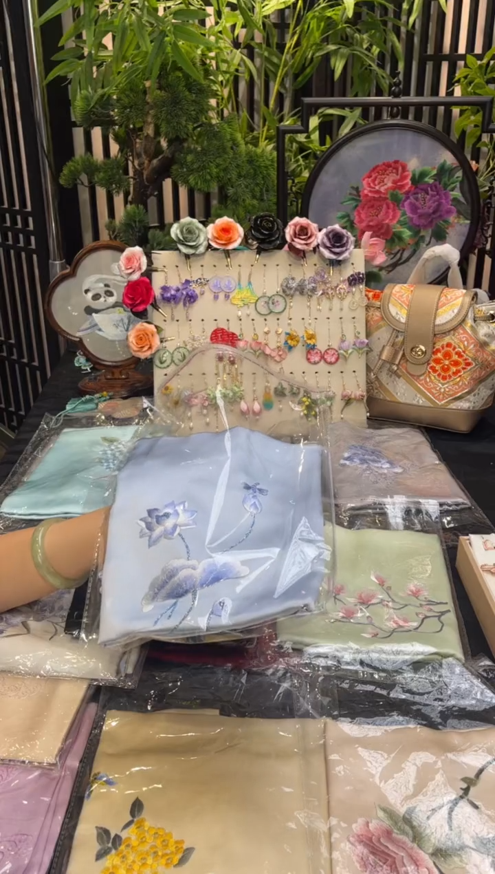 织绣露*非遗苏绣手工饰品