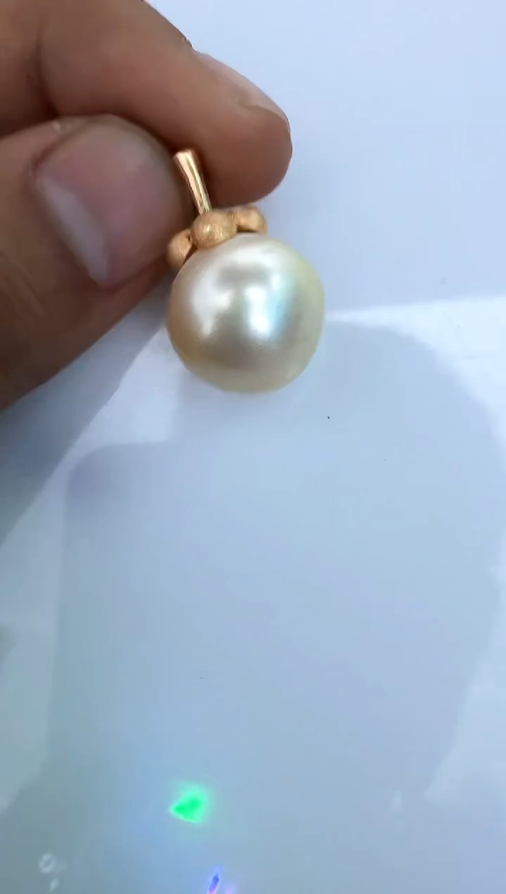 【闪购商品】海水珍珠颈饰银S925镶嵌吊坠