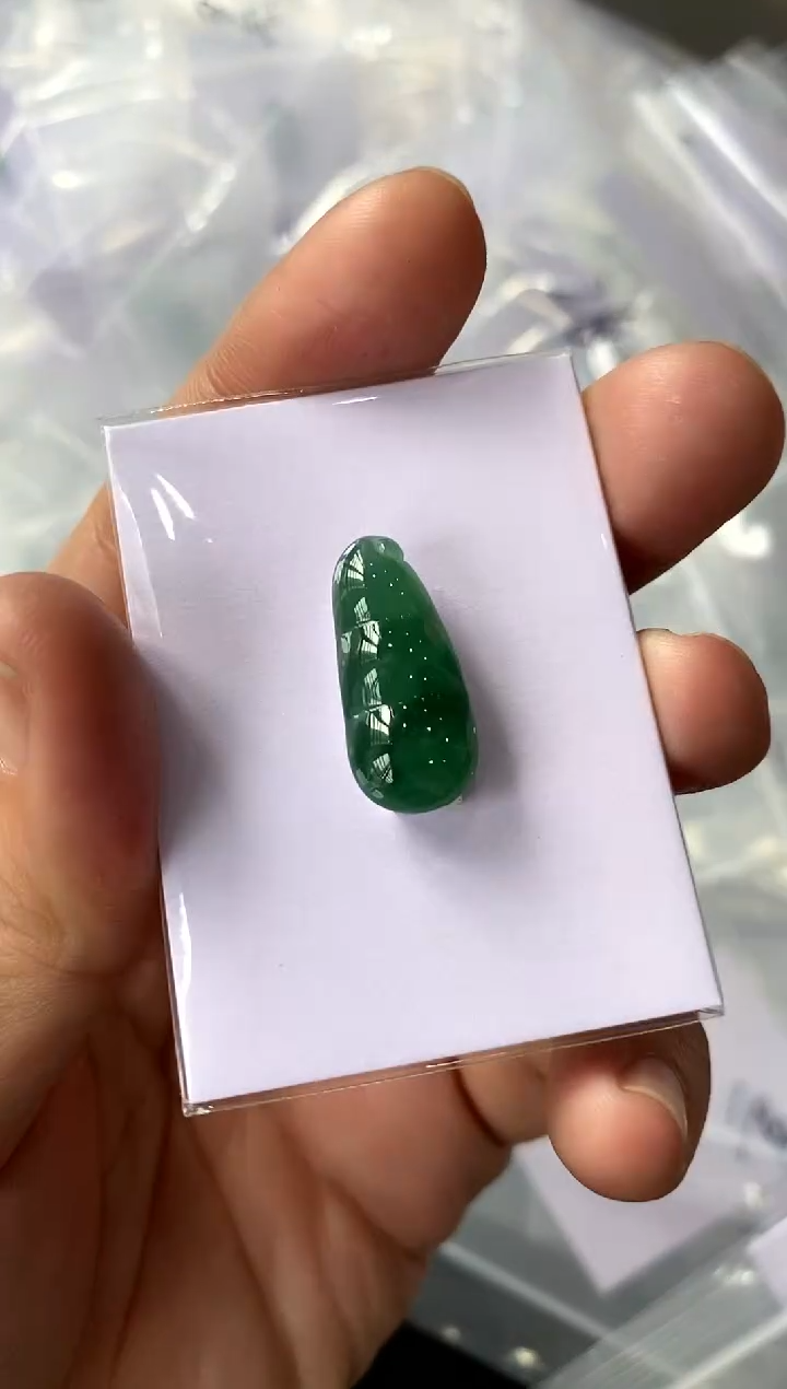 【闪购商品】定制翡翠未镶嵌豆子