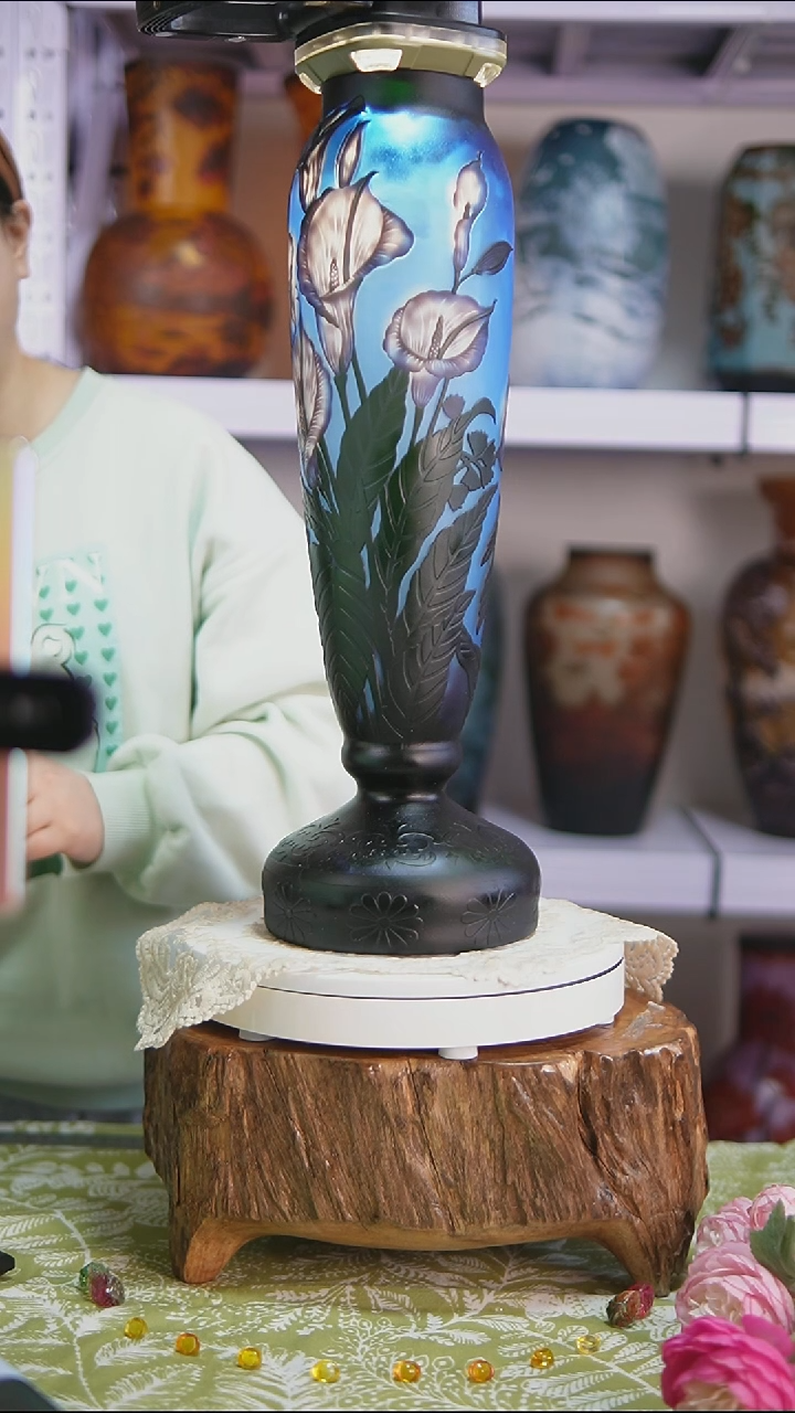 琉璃【1】克莱因蓝马蹄莲格雷花瓶