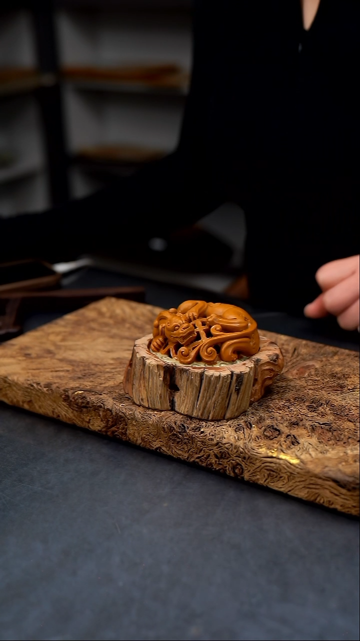 天然原石手工雕刻