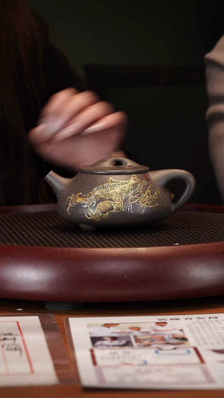 【闪购商品】紫砂茶壶2-57CXF景舟石瓢乾隆青灰段400c