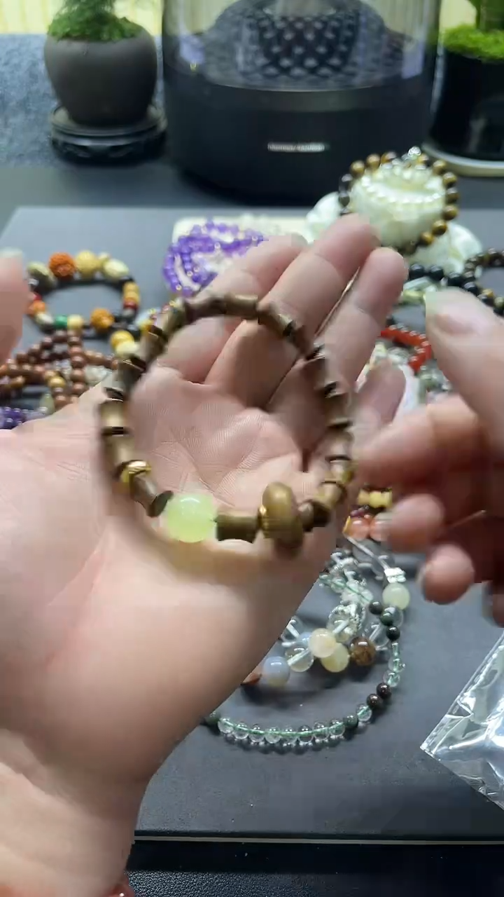 【闪购商品】水晶手链合金浮力A190102