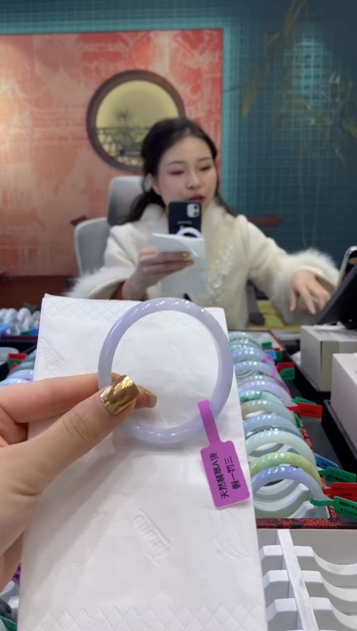 【闪购商品】翡翠手镯未镶嵌多人12884