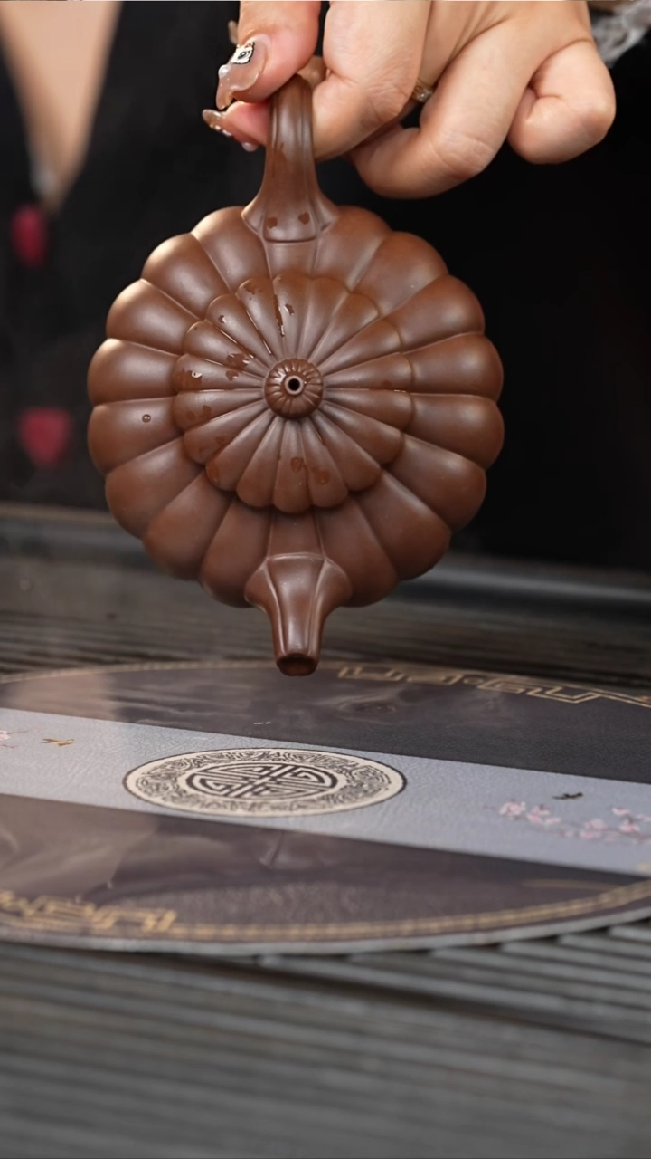 【闪购商品】紫砂茶壶QYJ 革紫泥 筋纹