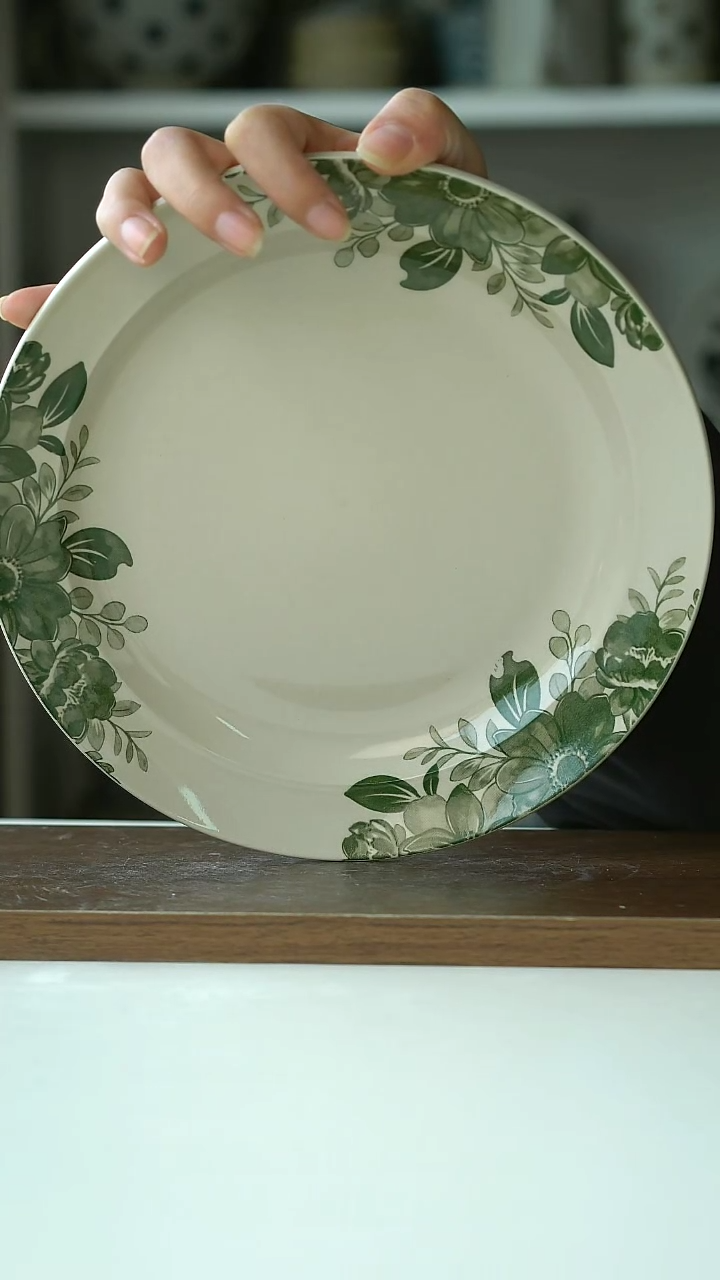 【闪购商品】陶瓷中古罗曼蒂餐盘22.5cm微瑕