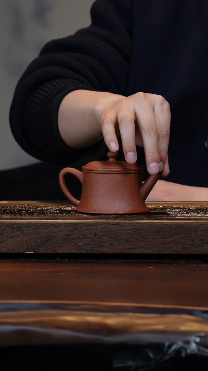 【闪购商品】紫砂茶壶福利铁质红泥抱赤心